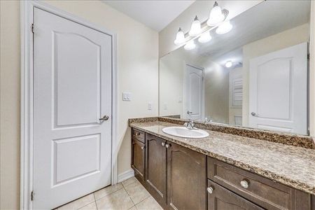 For Lease - 6 Ross Drive Unit# Main, Brampton, Ontario - Photo 2