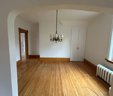 448 Riverdale - Photo 2