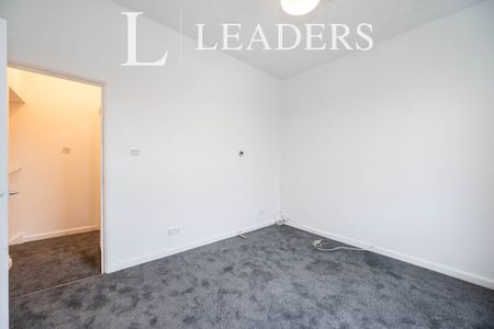 1 bedroom apartment to rent St Ronans Road, Southsea, PO4 - Photo 4