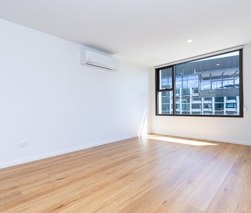 506/21 Challis Street, Dickson ACT 2602 - Apartment For Rent | Domain - Photo 2