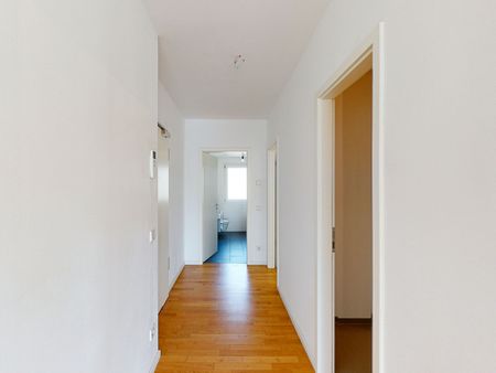 Moderne 3-Zimmer-Wohnung mit EBK - Photo 4