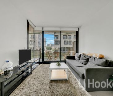 Spacious fully furnished 1-bedroom, 1-bathroom and 1-study apartmen... - Photo 3