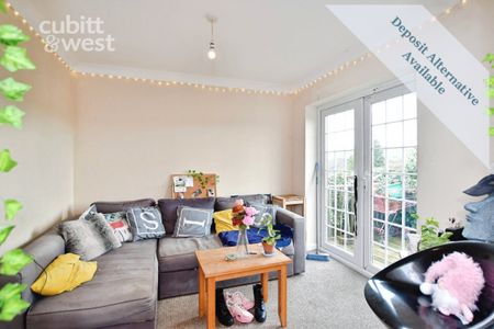 3 bedroom end of terrace house to rent - Photo 5