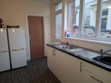 1 bedroom terraced house to rent - Photo 3
