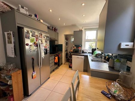 5 bedroom house to rent - Photo 4