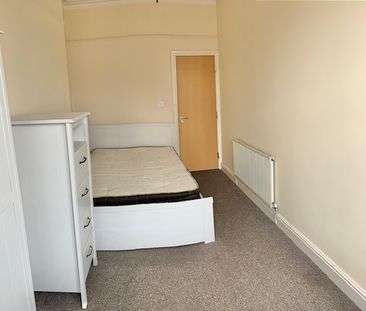 12 Bedroom Student Home – Glynrhondda Street - Photo 4
