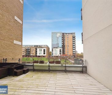 Ferry Court, CARDIFF - Photo 6