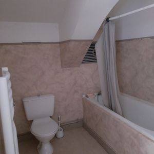 Location Appartement 1 pièce 29m² ANGOULEME 16000 - Photo 2