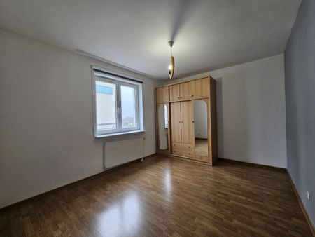 Mieszkanie przy stacji Metra Bródno 64.7 m² - Photo 2