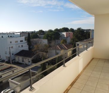 Location Appartement 2 pièces 46m² MONTPELLIER 34090 - Photo 6