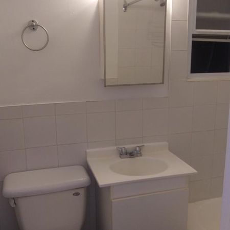 NDG Studio Apt - Photo 4
