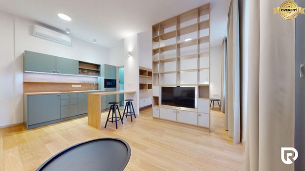 2 izbový byt na prenájom 43m2, Šancová, Bratislava - Staré Mesto - Fotografia 1