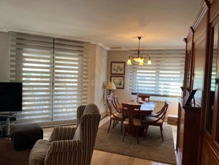 Apartamento de alquiler en Cerro del Espino, 6, Zona Monte El Pilar - Photo 2