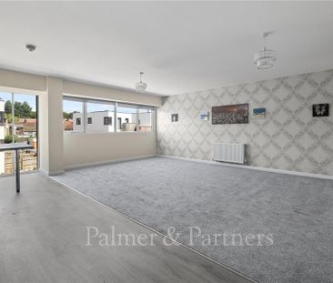2 bedroom apartment to rent - Photo 3