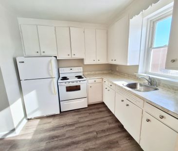 For Lease - 1 Osler Court Unit# 305, Hamilton, Ontario - Photo 3