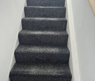 Studio Flat, High Road, IG1 - Photo 1
