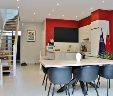 Instapklare ruime gerenoveerde woning met groot zonneterras en koer - Photo 3