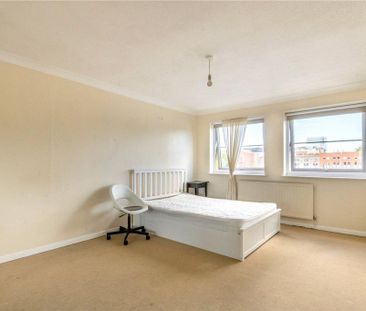 3 bedroom apartment to rent - Photo 1