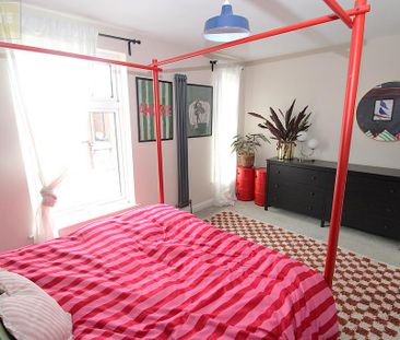 4 bedroom semi-detached house to rent - Photo 6