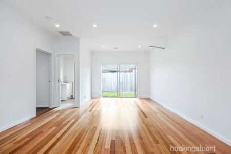 Modern Comfort in the Heart of Hoppers Crossing - Photo 5