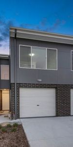 Spacious Modern Living - Photo 3