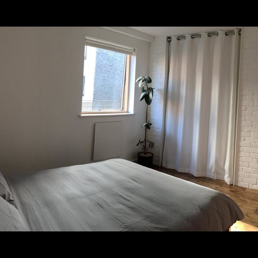 1 Bed Flat, High Street, M4 - Photo 1