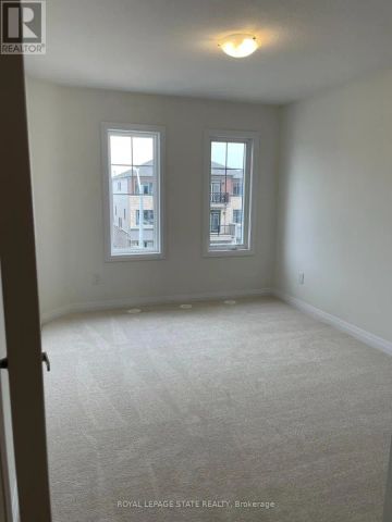 27 ST LAWRENCE ROAD - Photo 2