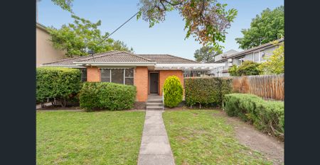 Convenience - Photo 5