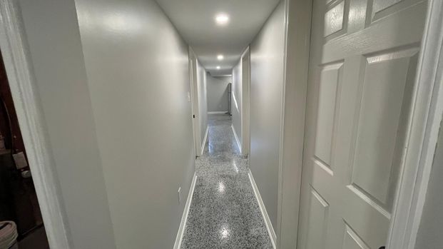 For Lease - 6 White Crescent Unit# Bsm, Barrie, Ontario - Photo 1