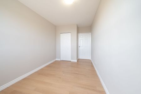 For Lease - 468 Ottawa Street Unit# 436D, Hamilton, Ontario - Photo 5
