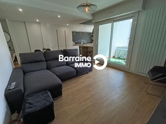 Location appartement à Larmor-Plage, 3 pièces 65.43m² - Photo 1