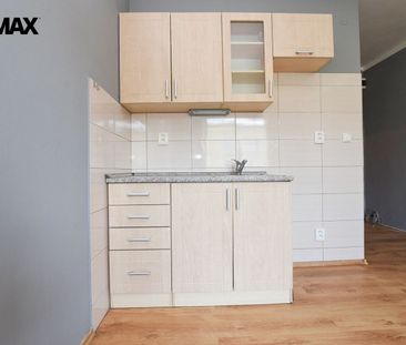 Pronájem bytu 1+kk v osobním vlastnictví 19 m², Žatec - Photo 2