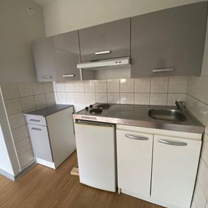Location Appartement 1 pièce 30m² CLERMONT FERRAND 63000 - Photo 3
