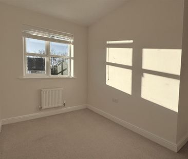 2 bedroom house to rent - Photo 1