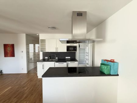 Schöne 3-Zimmer Wohnung in absoluter Ruhelage und zentraler Begehbarkeit! - Foto 2