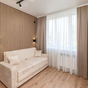 Inchiriez garsoniera la 3 minute de metrou Piata Drumul Taberei - Photo 2