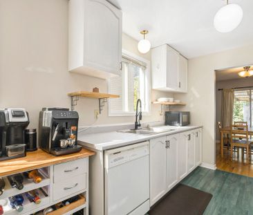 For Lease - 9 Glacier Street, Barrhaven, Ontario - Photo 4