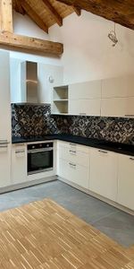 Très bel appartement en attique de 3 pièces - Photo 3