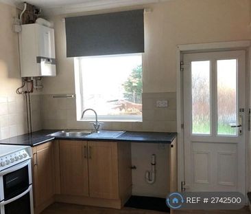 2 bedroom semi-detached house to rent - Photo 1
