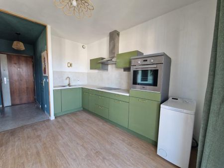 Location Appartement 2 pièces Meublé 37m² ANNECY 74000 - Photo 3