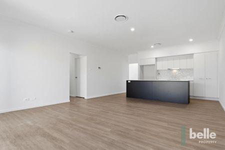 Beautiful Brand New Family Home - Photo 5