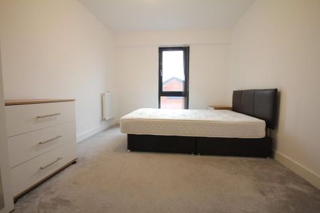 2 bedroom apartment to rent - Photo 4