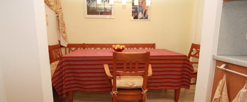 gemütliche Altbauwohnung mit hohen Decken - Foto 1