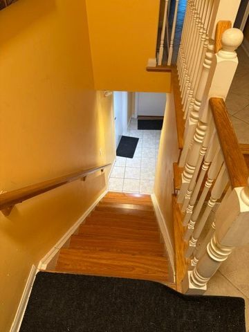 For Lease - 2 Paper Birch Road, Brampton, Ontario - Photo 2