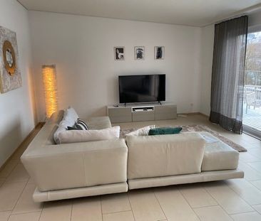 "4.5-Zimmer voller Charme, Sonnenschein und Freiraum" - Photo 5