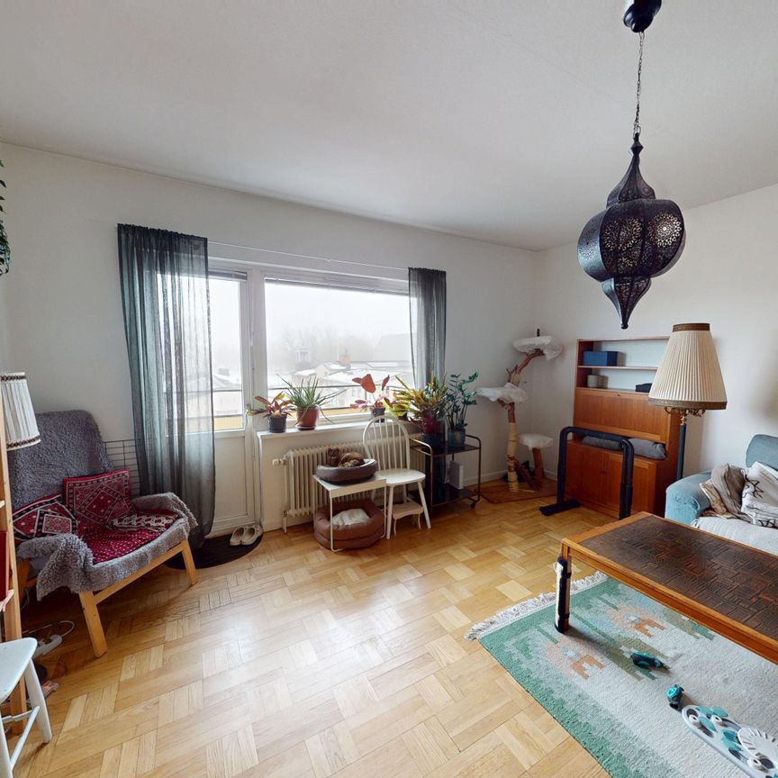 Drottning Kristinas Väg 10 B - Photo 1