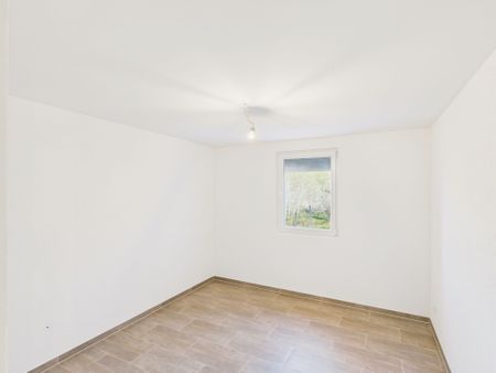 Helle 4.5-Zimmer Wohnung mit Wintergarten - Photo 2