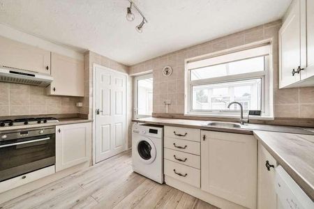 Banbury, Oxfordshire, OX16 - Photo 5