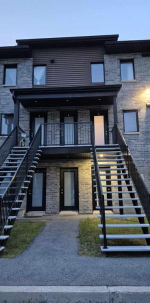 5 Et Demi 1er Juillet - Aylmer - Photo 1