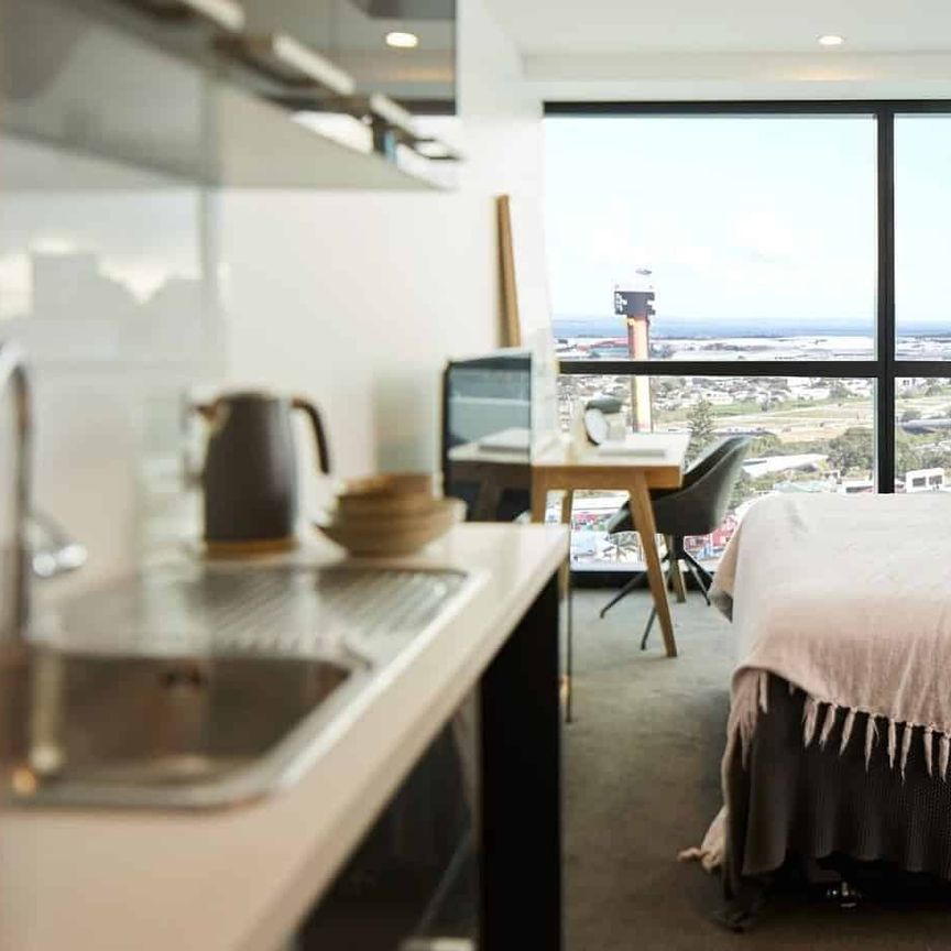 Beautiful Studio apartment in the heart of Manukau - Photo 1